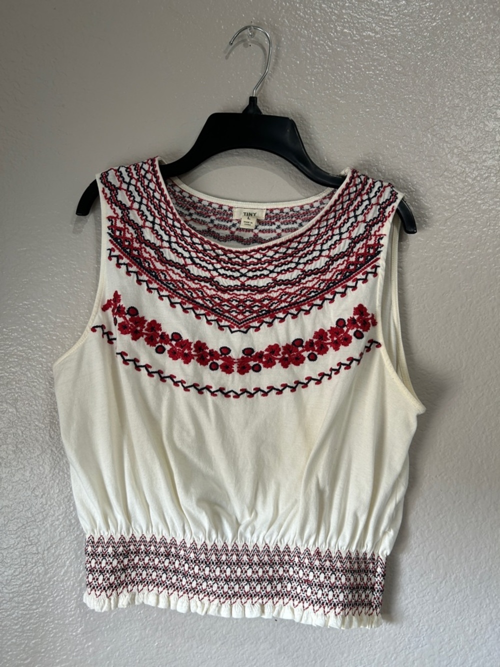Anthropologie x Tiny Linni Embroidered Smocked White Crop Tank Top Sz L TC0315